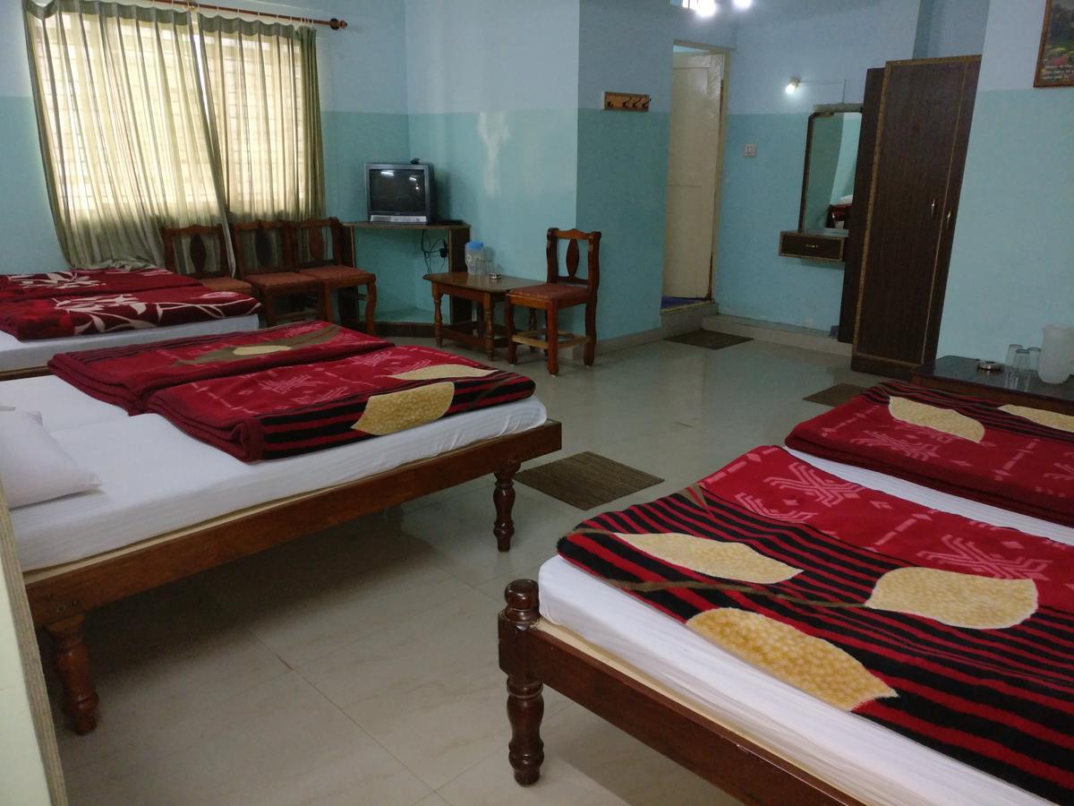 Hotel Raj Mahal Chikmagalūr Extérieur photo